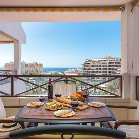 Great 'san Marino' Terrace And Pool Apartamento Los Cristianos (Tenerife)