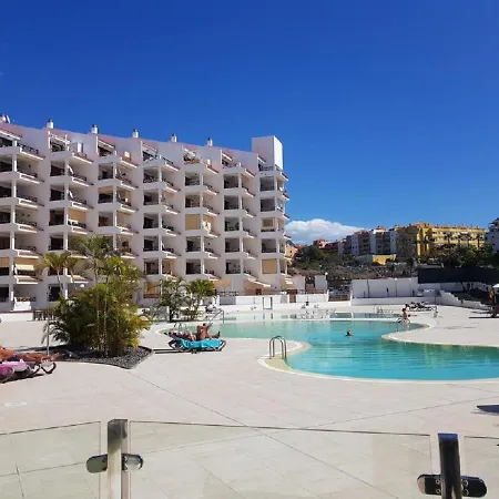 Daire Great 'san Marino' Terrace And Pool *